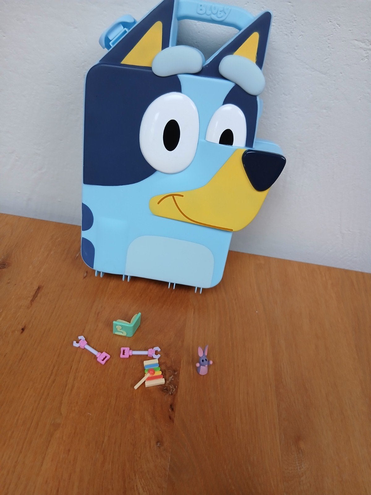 Bluey meeneem / speelkoffer nieuw [ zonder poppetjes], Ophalen of Verzenden, Zo goed als nieuw