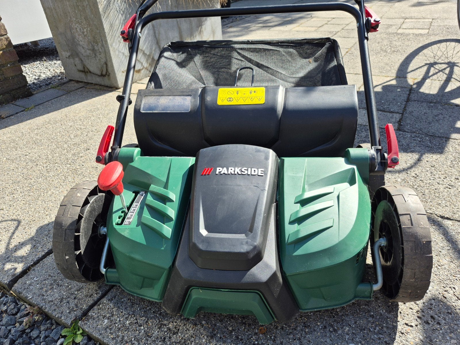 Parkside 2-in-1 Verticuteermachine en Beluchter 1800W, Tuin en Terras, Verticuteermachines, Ophalen, Zo goed als nieuw, Elektrisch