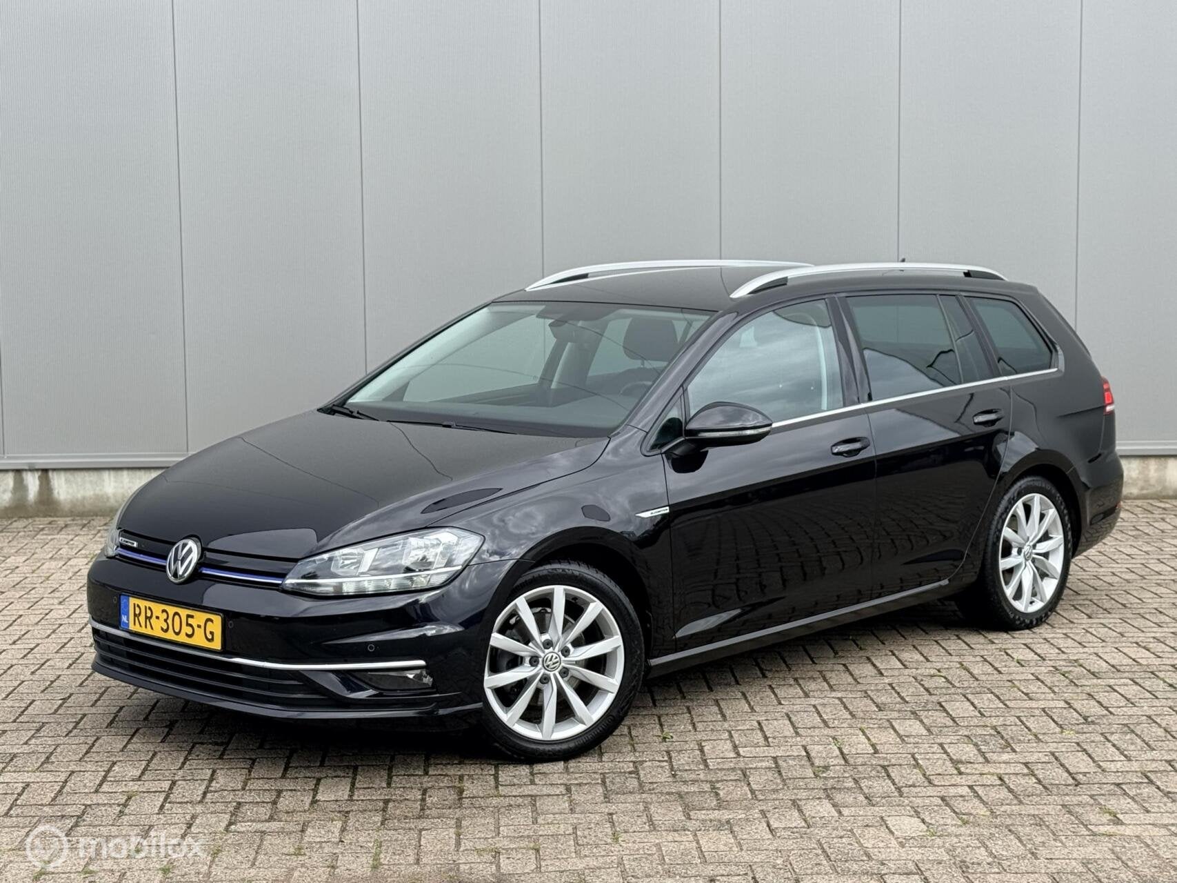 Volkswagen Golf Variant 1.5 TSI Highline, 4 cilinders, Zwart, Origineel Nederlands, Golf Variant