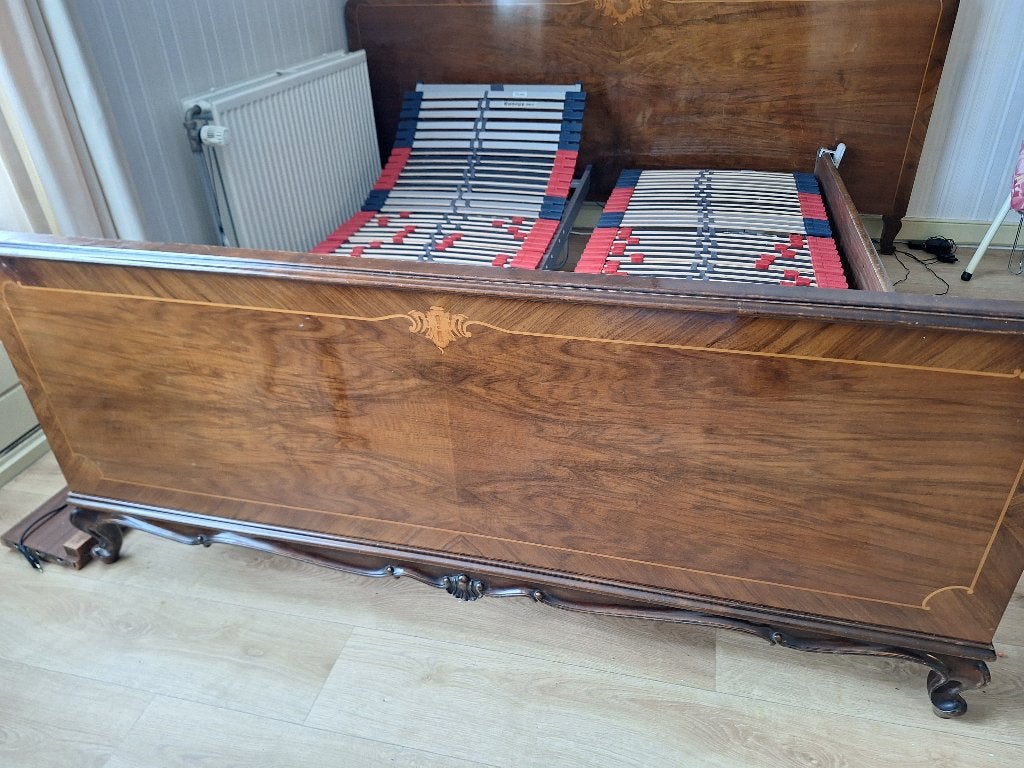 Mooi antiek bed van 140x 200, Ophalen, Bruin, Klassiek, Onbekend