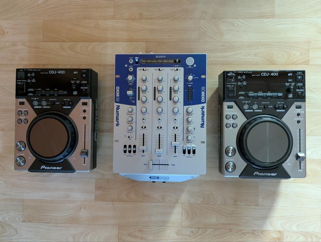 DJ Set: 2x Pioneer CDJ-400 & Numark DXM09 Mixer, Muziek en Instrumenten, Dj-sets en Draaitafels, Ophalen, Gebruikt, Pioneer