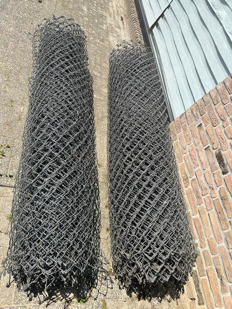 Twee rollen zwart gaas - Ideaal voor afrastering, Tuin en Terras, Gaas en Draad, Ophalen of Verzenden, Zo goed als nieuw, 20 meter of meer