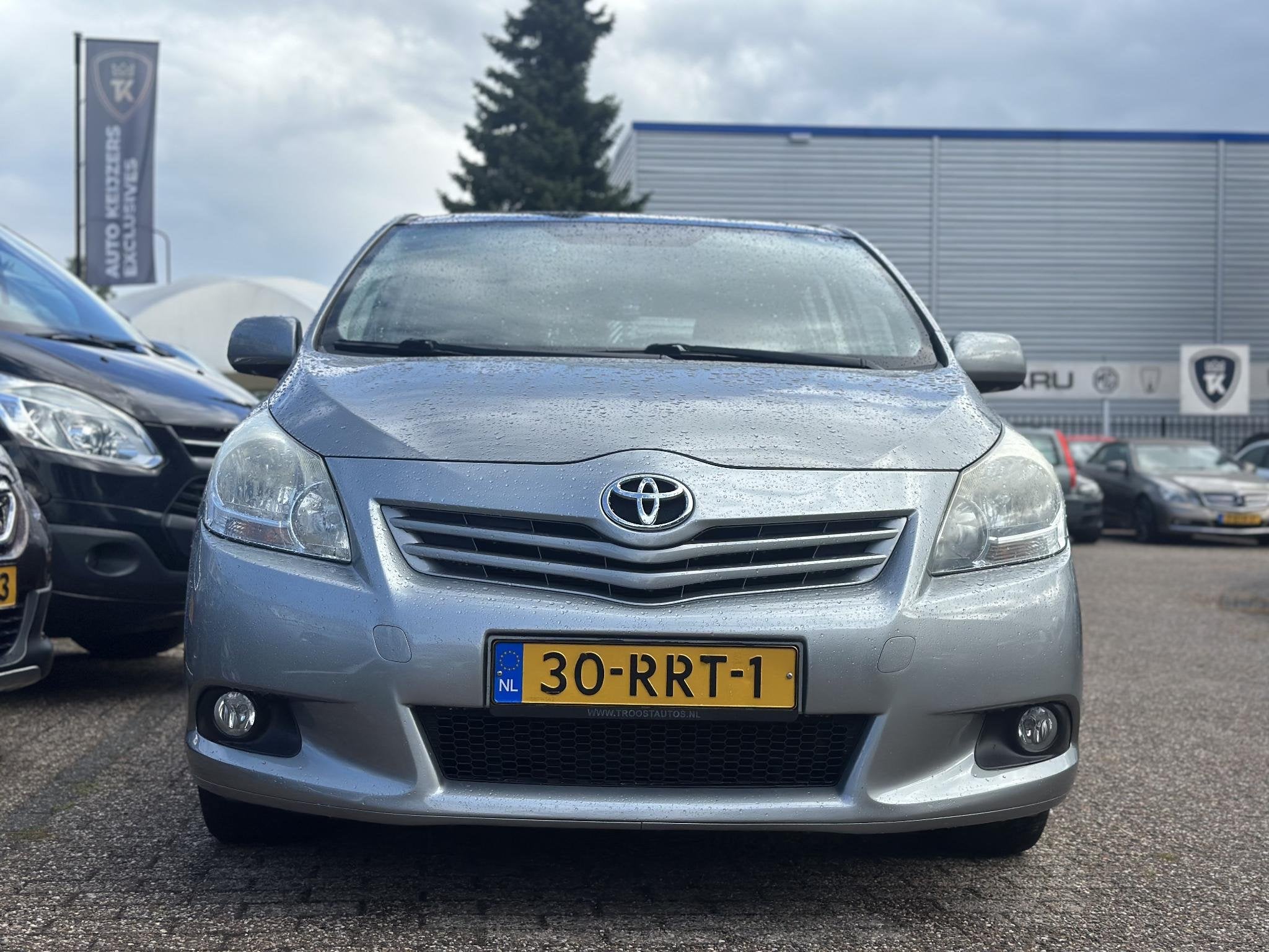 Toyota Verso 1.6 VVT-i Business Panoramadak Cruise Clima Tre, Voorwielaandrijving, Euro 5, Gebruikt, 4 cilinders