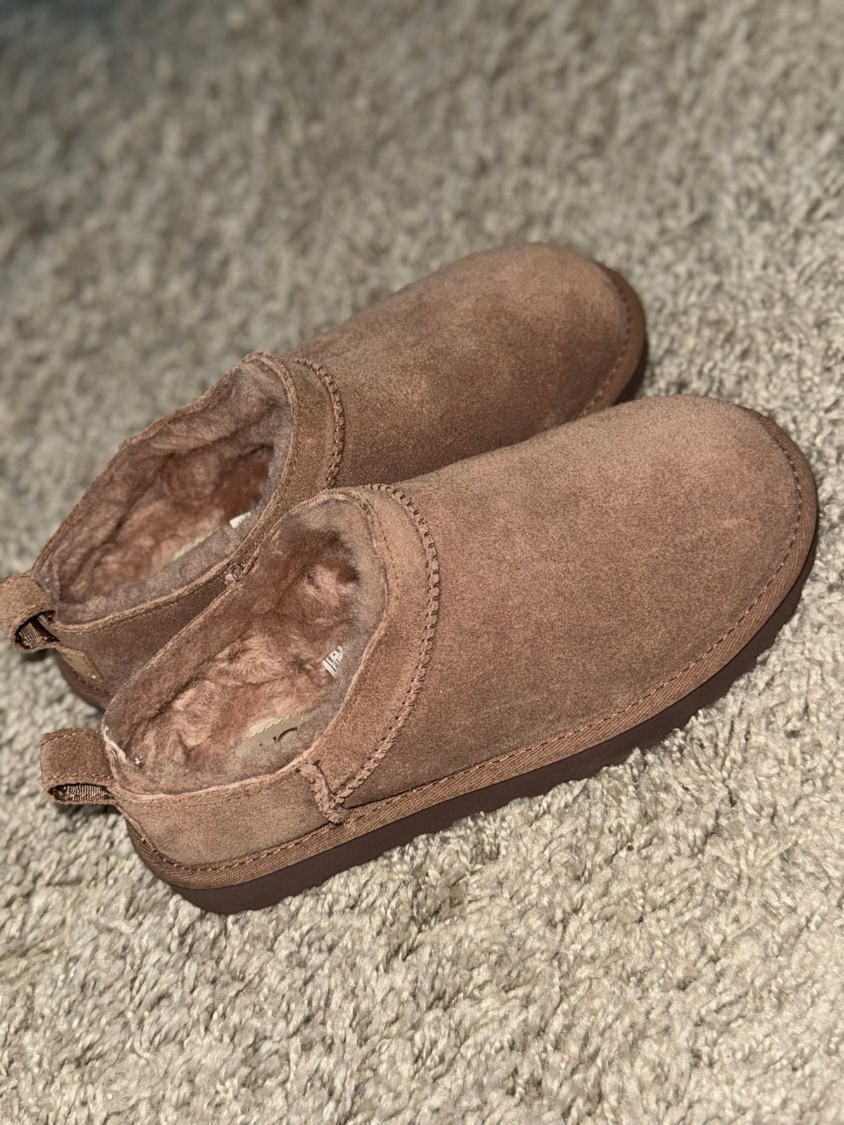 Ugg pantoffels maat 37, Ophalen, Zo goed als nieuw, Bruin, Pantoffels of Sloffen