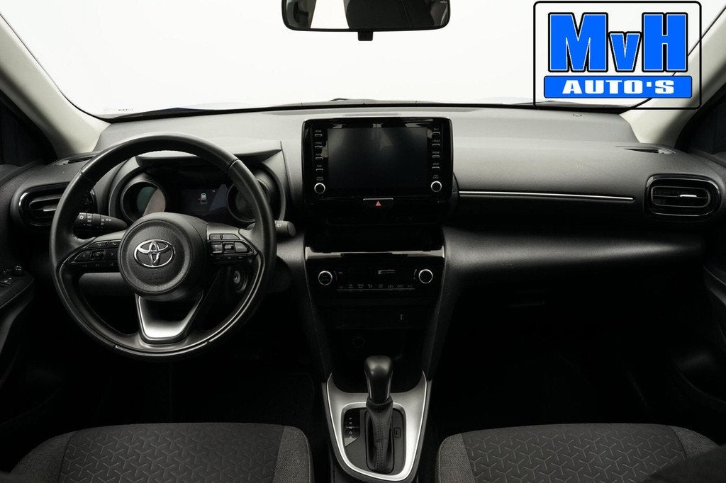 Toyota Yaris Cross 1.5 Hybrid Active|CAMERA|ADAP.CRUISE|LED, Stof, Gebruikt, 750 kg, Start-stop-systeem