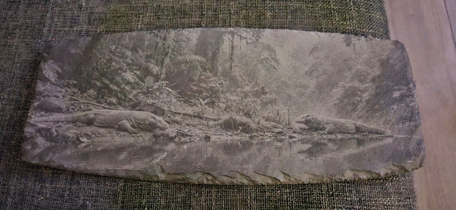 Leisteen tegel met komodovaranen., 30 cm, Nieuw, Ophalen of Verzenden, 13 cm