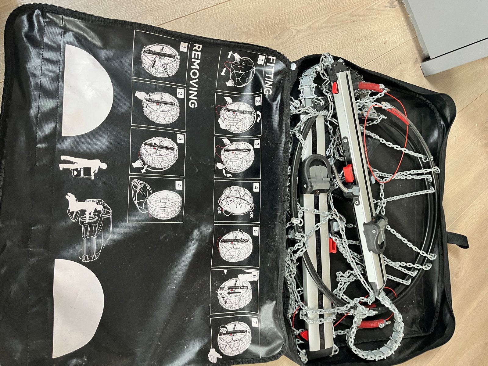 König Easy-fit CU-9 102 sneeuwkettingen, Ophalen of Verzenden, Gebruikt