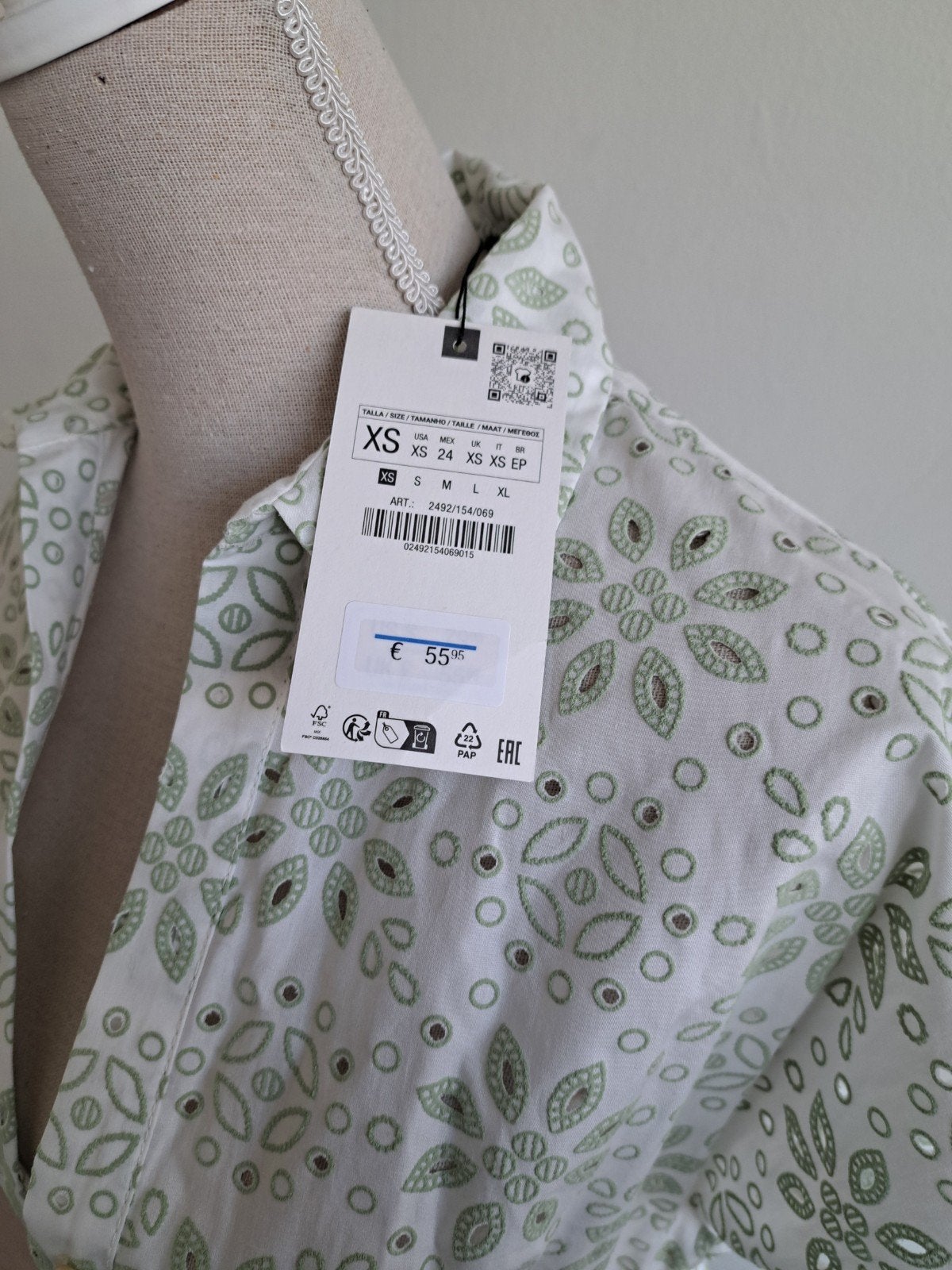 Jurk zara XS/S, Nieuw, Ophalen of Verzenden, Knielengte, Maat 34 (XS) of kleiner