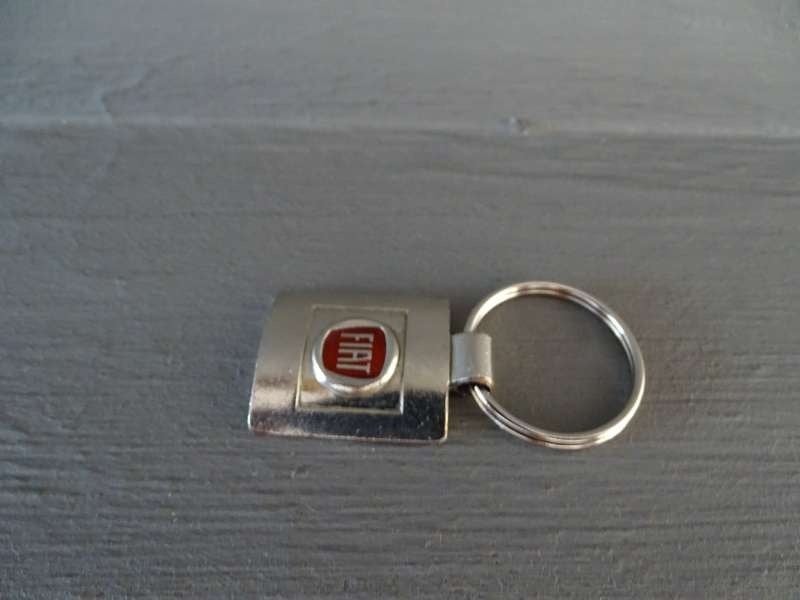 Fiat - Sleutelhanger Metaal - Merk Logo Sleutelhanger, Verzenden, Gebruikt, Auto's