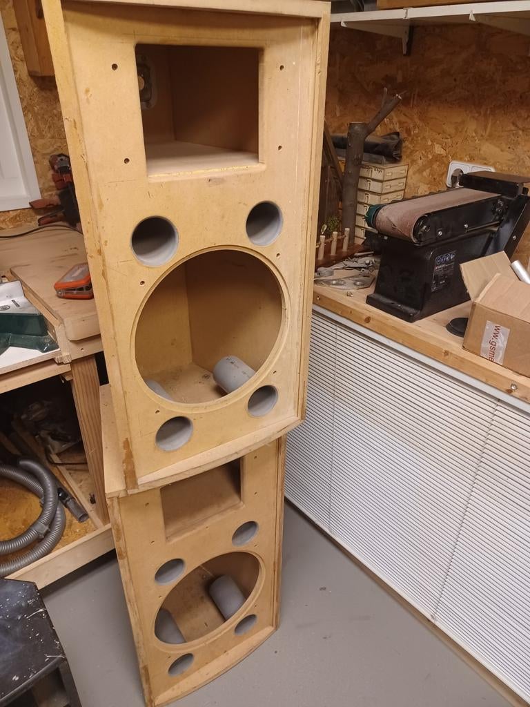 Luidspreker kast, Audio, Tv en Foto, Luidsprekers, Ophalen, 120 watt of meer, Front, Rear of Stereo speakers, Overige merken