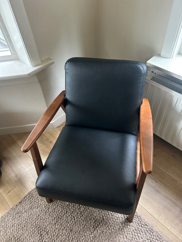 Ekenäset fauteuil zwart/walnoot, Ophalen, Gebruikt, 50 tot 75 cm, Hout