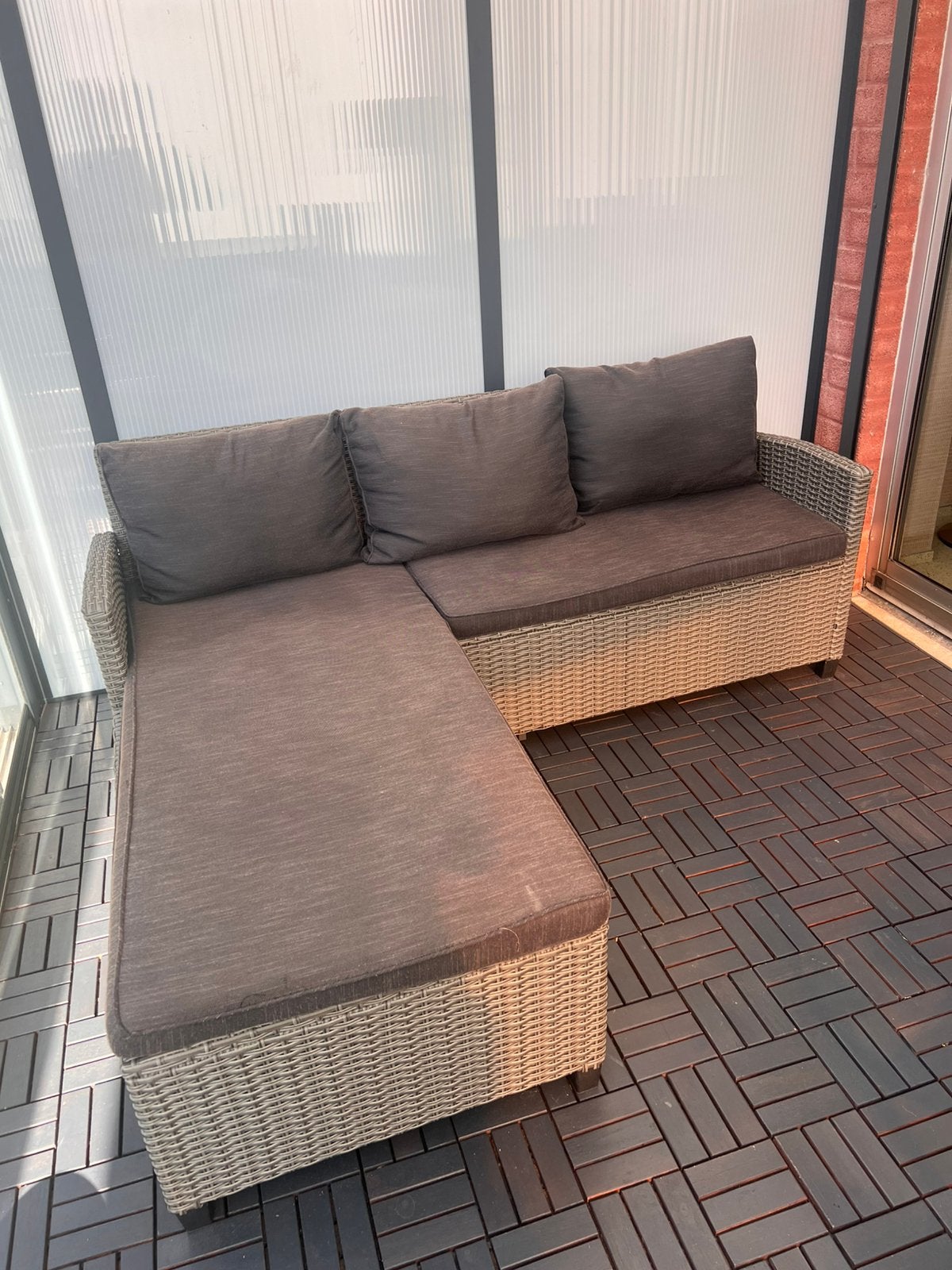 Grijs loungemeubel – in zeer goede staat