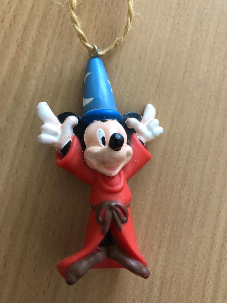 MIckey Mouse Fantasia tovenaarsleerling  ( met koord ), Ophalen, Mickey Mouse, Gebruikt, Beeldje of Figuurtje