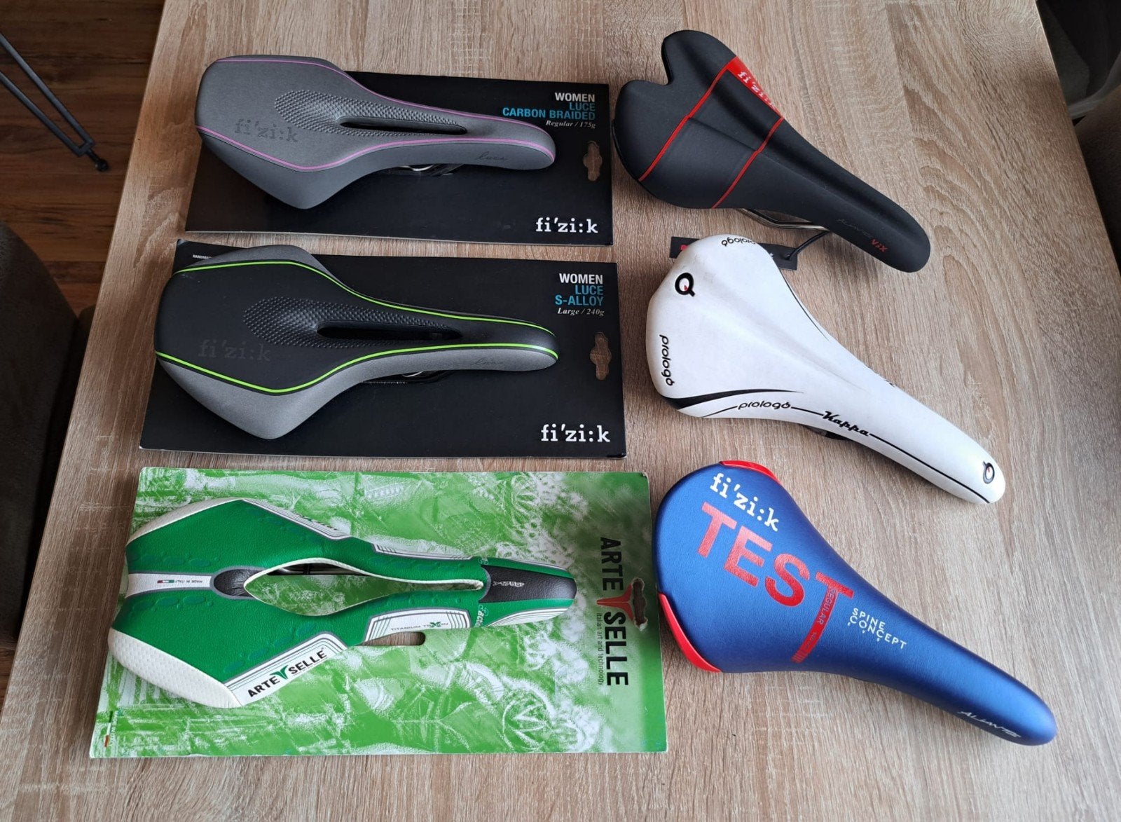 5 nieuwe top Fietszadels Fizik Carbon en Arte Selle., Fizik, Prologo, Arte Selle, Kinderfiets, Nieuw, Ophalen of Verzenden