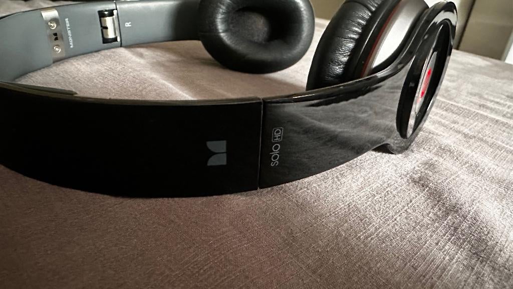 Beats by Dre Solo HD, Ophalen of Verzenden, Gebruikt, Op oor (supra aural), Beats