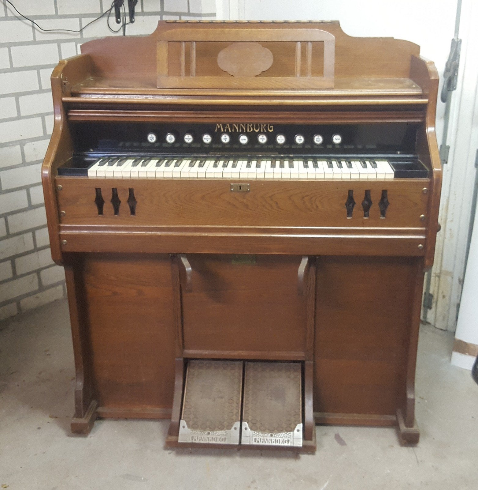 Mannborg Harmonium - Vintage Orgel met Bankje, Muziek en Instrumenten, Orgels, Ophalen, Gebruikt, 1 klavier, Harmonium