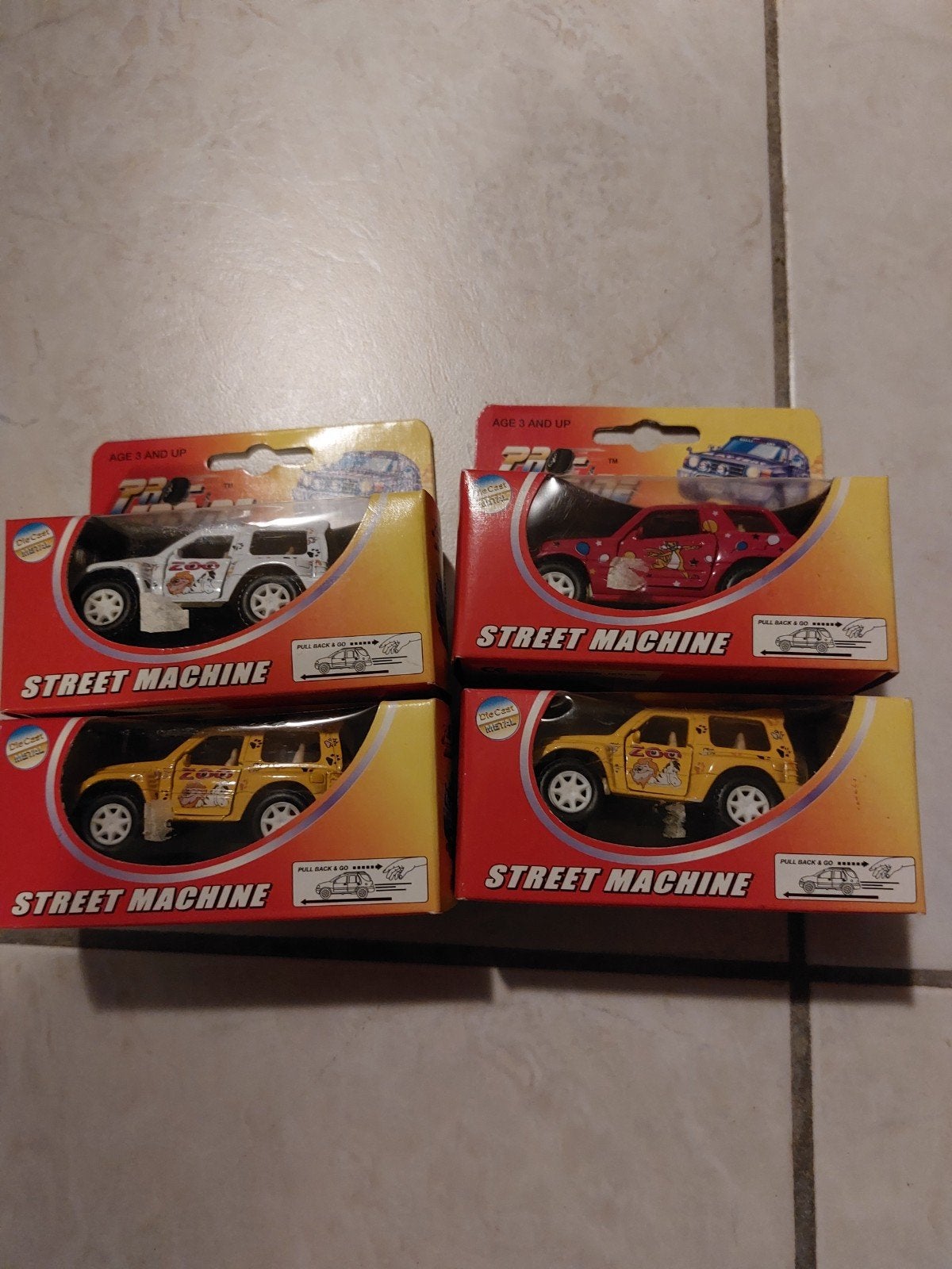 4 stuks nieuwe auto's, Ophalen of Verzenden