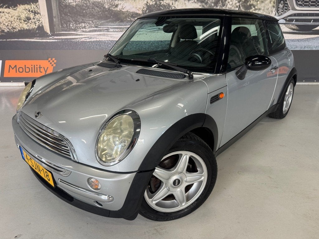 Mini COOPER 1.6 COOPER CHILI / 111453 km / APK t/m 02-05-202, Auto's, Voorwielaandrijving, 15 km/l, Gebruikt, 4 cilinders