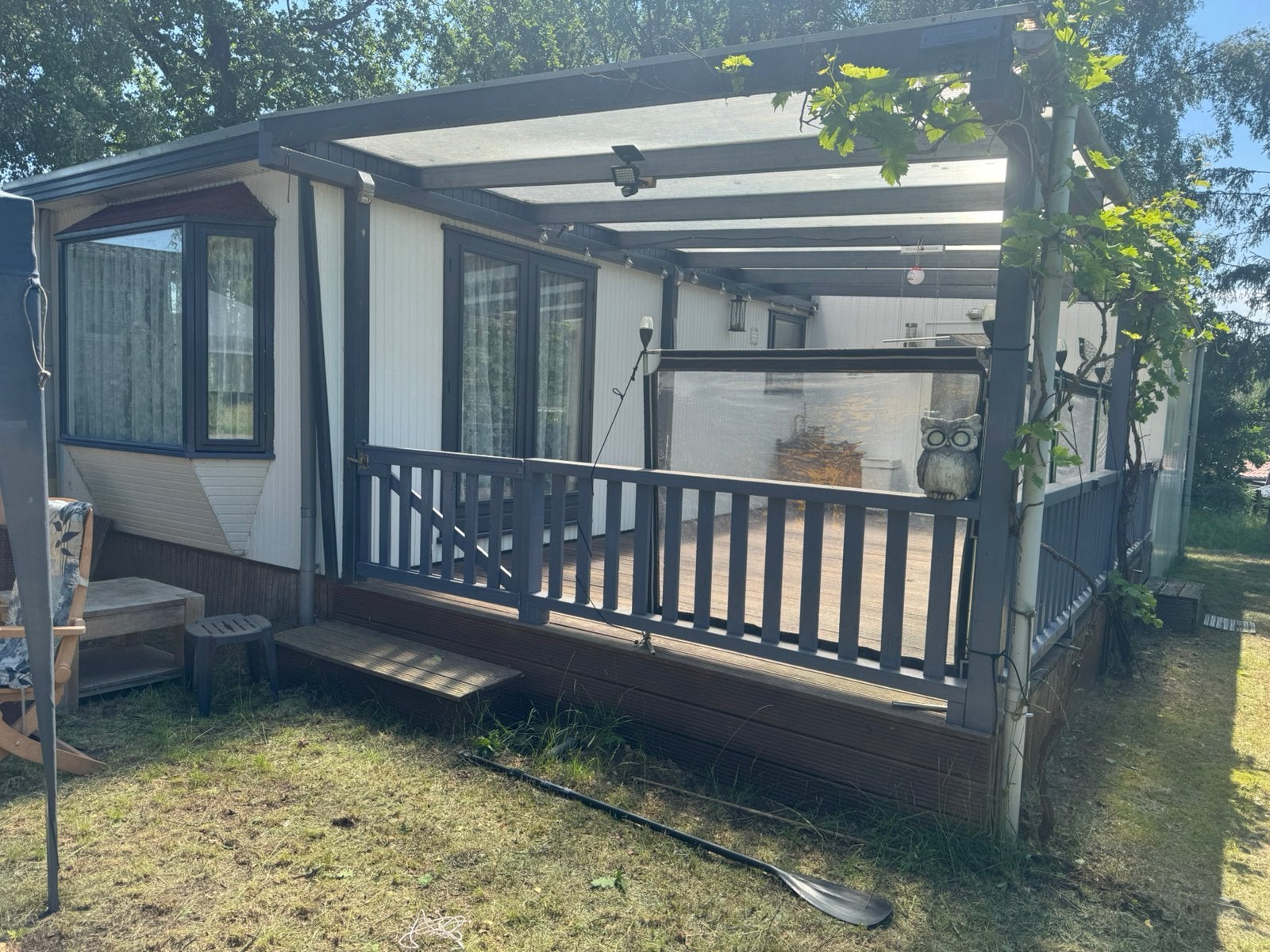 Te koop nette stacaravan met 2 slaapkamers 10.5 mtr 3.15 br, Tot en met 5