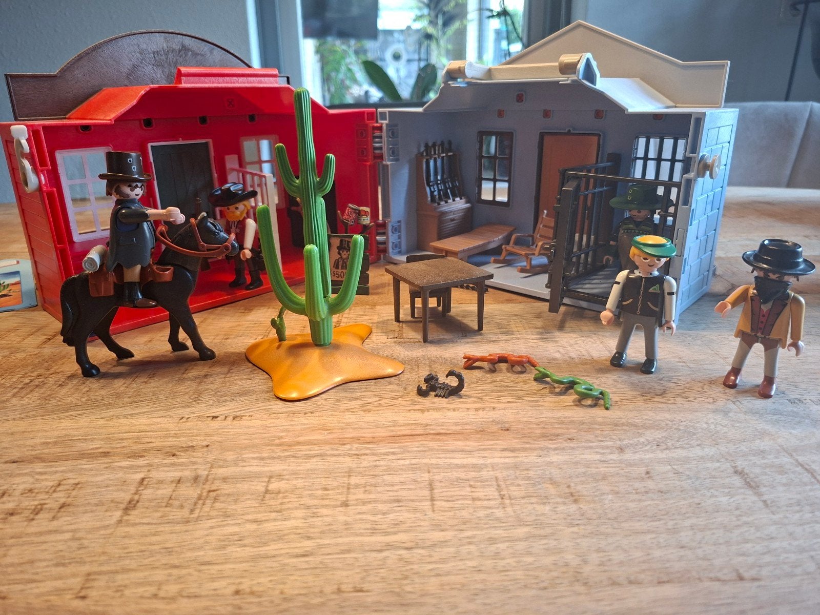 Playmobil Western Sheriff's Office en Bank 70012, Gebouw, Complete set, Ophalen of Verzenden, Zo goed als nieuw