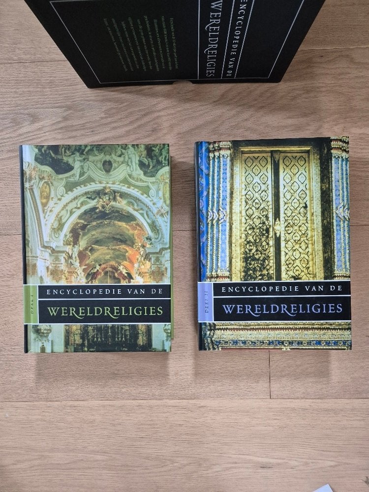 Encyclopedie van de wereldreligies deel I en II, Ophalen of Verzenden, Zo goed als nieuw