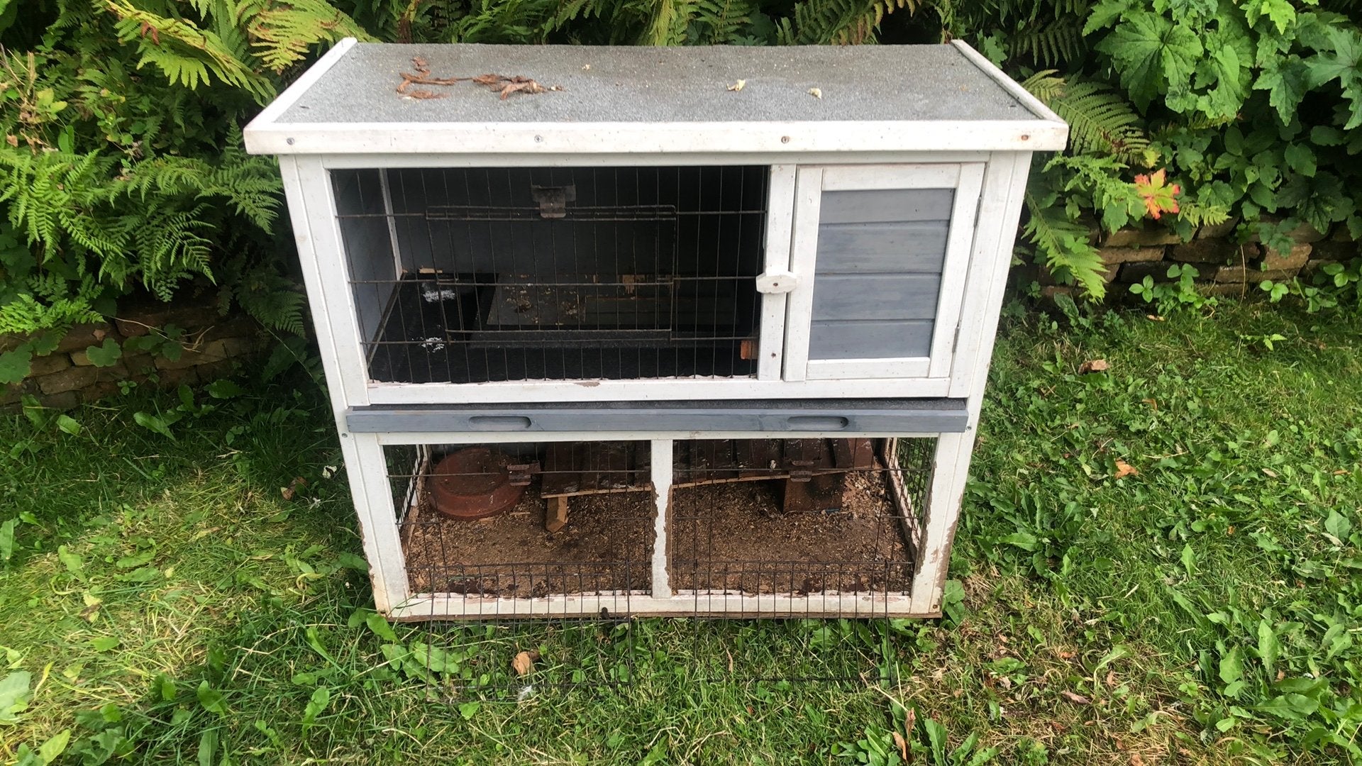 Gratis oud konijnenhok, Dieren en Toebehoren, Knaagdieren en Konijnen | Hokken en Kooien, Ophalen, Gebruikt, Hok, 90 cm of meer