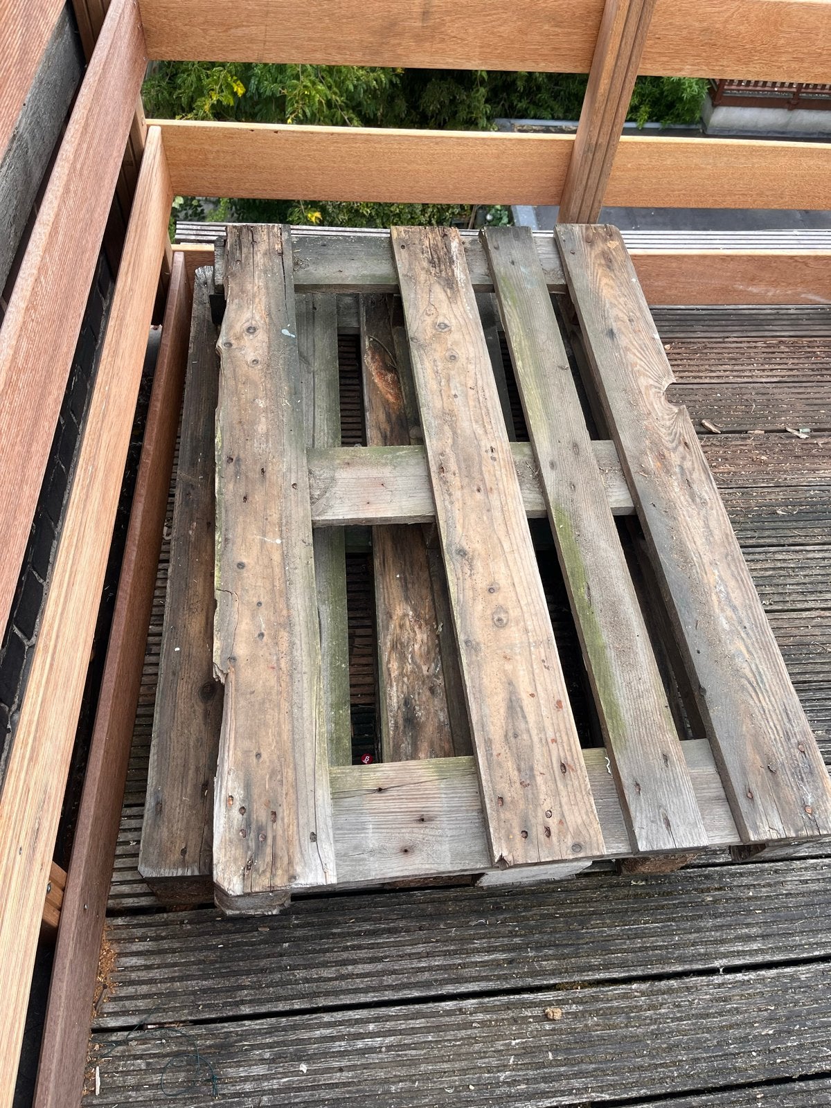Twee houten pallets gratis af te halen, Ophalen, Gebruikt, Pallet