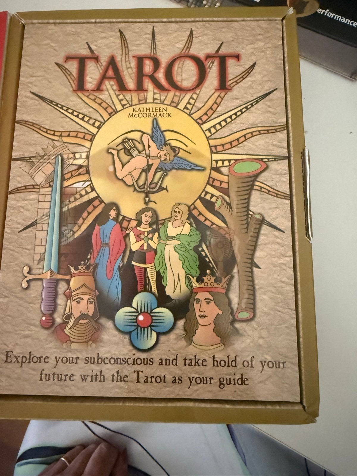 Tarot Kaartenset met Boek - Nieuwstaat, Ophalen of Verzenden, Nieuw, Tarot of Kaarten leggen, Instructieboek