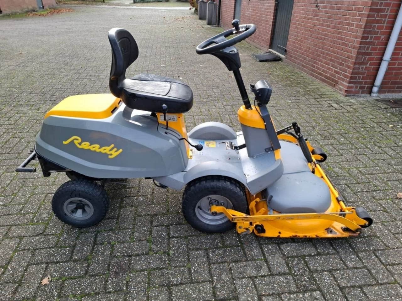Stiga Ready zitmaaier V301 2005 in goede staat grasmaaier, Tuin en Terras, Ophalen, Gebruikt, Stiga, Elektrische starter