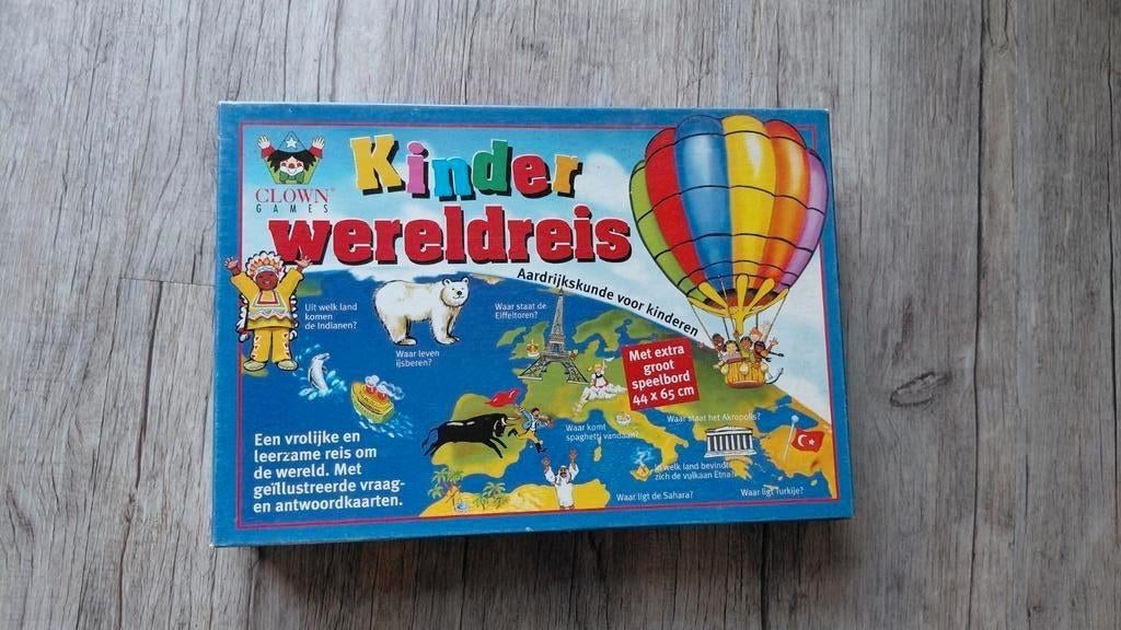 Clown Games Kinder Wereldreis Bordspel, Drie of vier spelers, Ophalen of Verzenden, Gebruikt, Clown Games