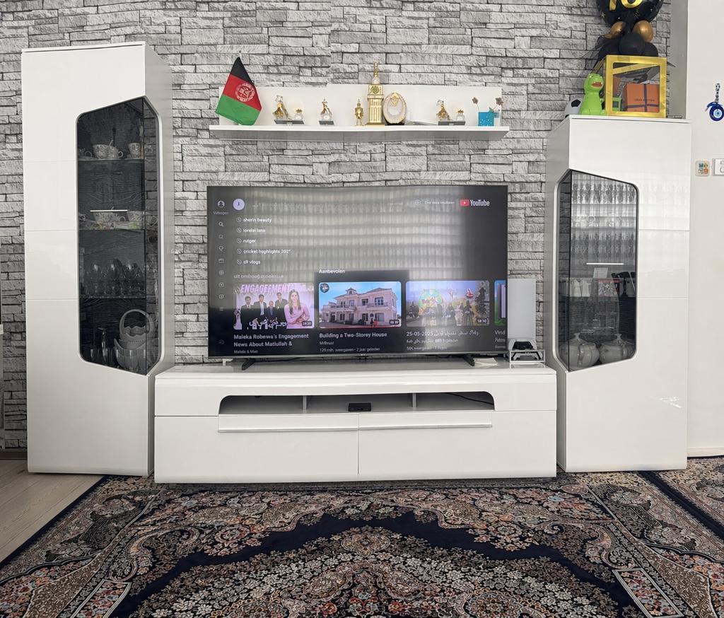 TV kast + 2 vitrinekasten + wandplank (compleet set), Ophalen, Zo goed als nieuw, Vrijstaande haard, Elektrische haard
