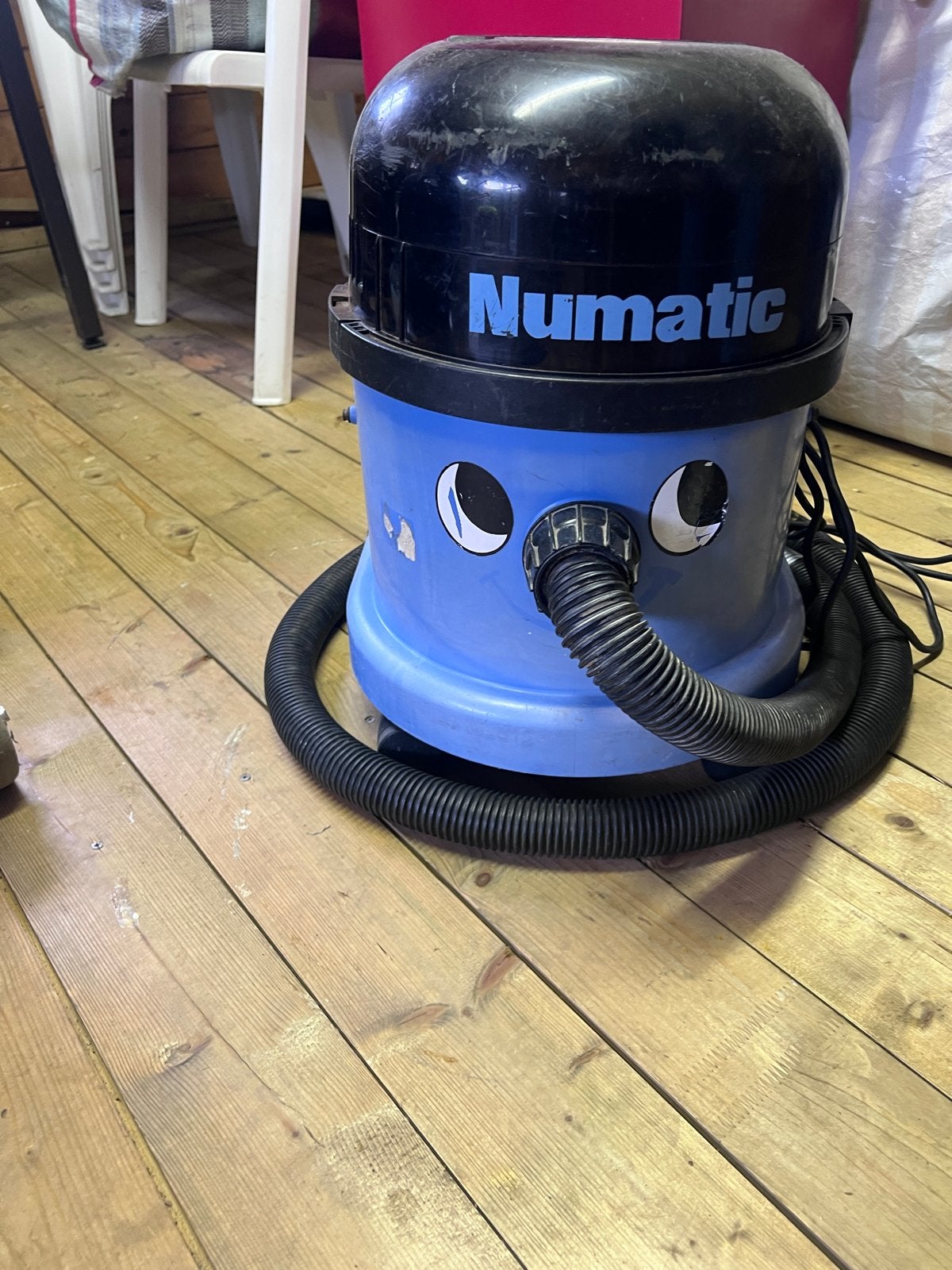 Numatic Henry stofzuiger - Gebruikt maar werkt perfect, Inclusief accessoires, Gebruikt, Numatic, Waterstofzuiger