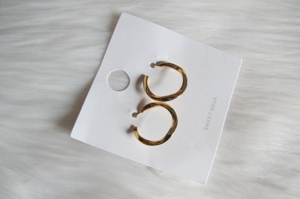 Twisted earrings (SWEET SOUR), Overige materialen, Hangers, Nieuw, Ophalen of Verzenden
