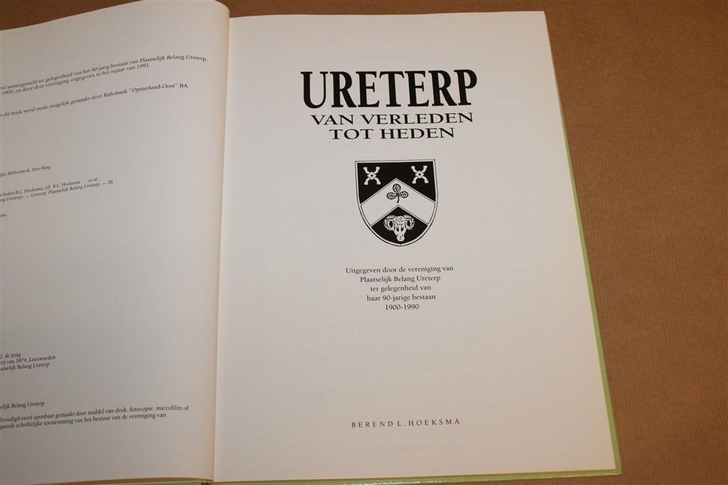 Ureterp — Dorpsgeschiedenis 1900-1990, Boeken, Ophalen of Verzenden, Gelezen