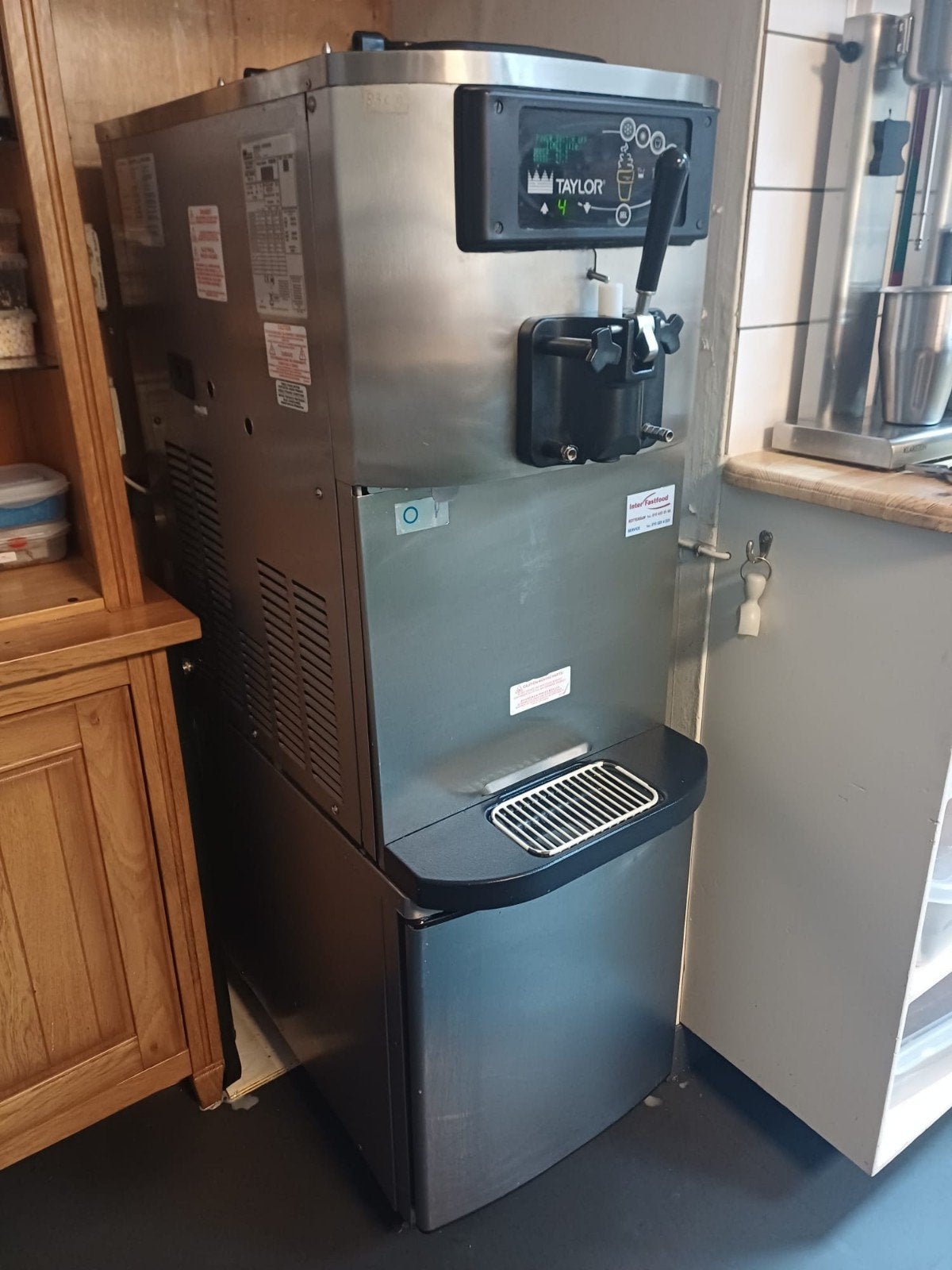 Taylor C708 Softijsmachine - werkend maar vereist reparatie, Ophalen of Verzenden