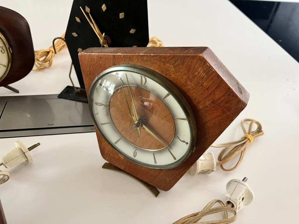 Toffe collectie klokken jaren 50 60 tafelklok, Ophalen