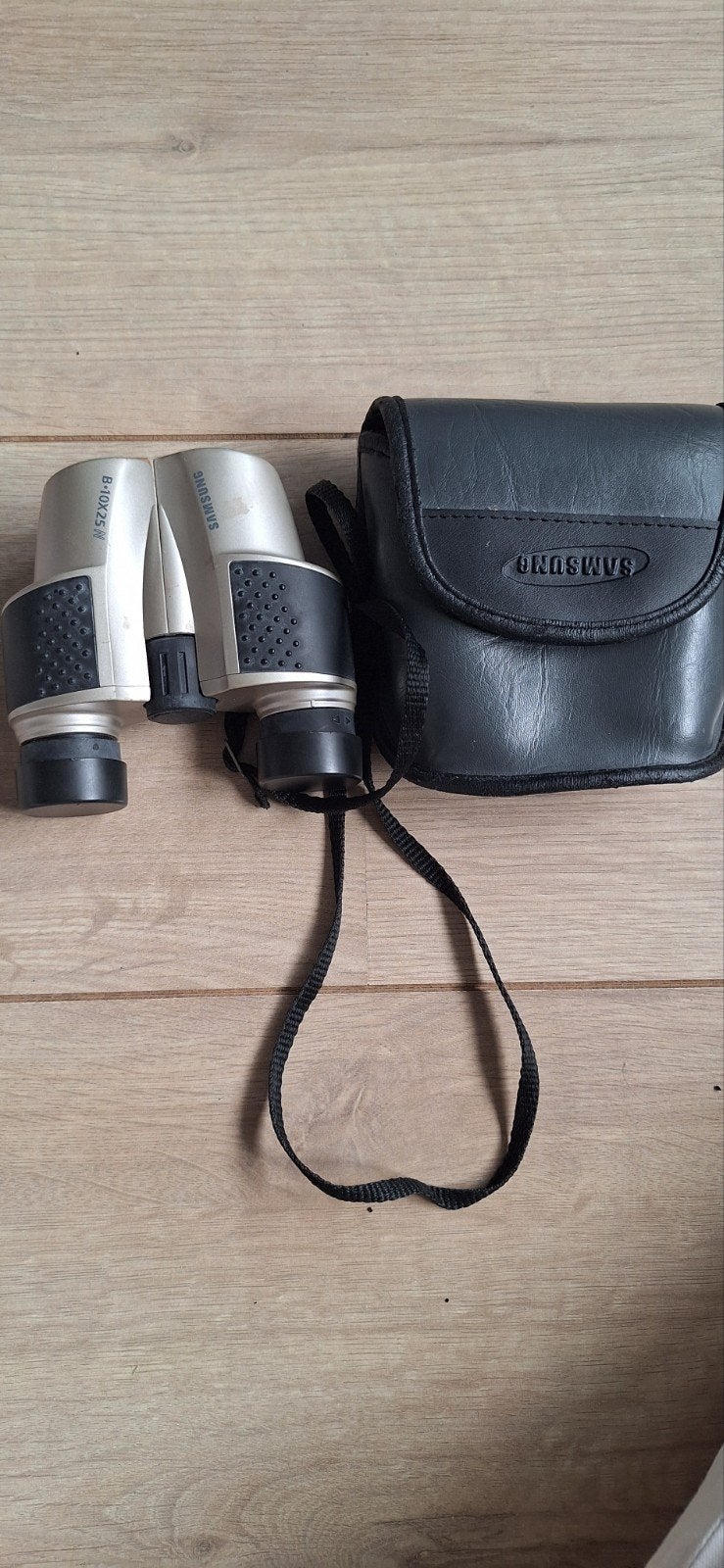 Samsung B-10X25N Verrekijker met hoes, Gebruikt, Dakkant (recht), Ophalen of Verzenden, 8 tot 12x