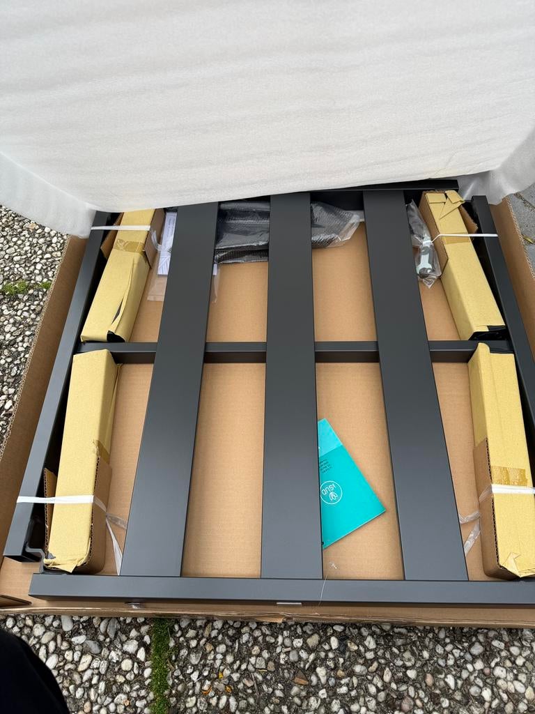 Tuin Hocker, Ophalen, Zo goed als nieuw