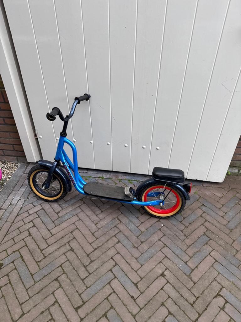 Blauwe Puky step met zitje - Gebruikt, Ophalen of Verzenden, Gebruikt