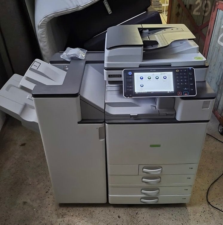Ricoh aficio mp c3003 color laser mfp met finisher, Computers en Software, Printers, Zo goed als nieuw, All-in-one, Laserprinter
