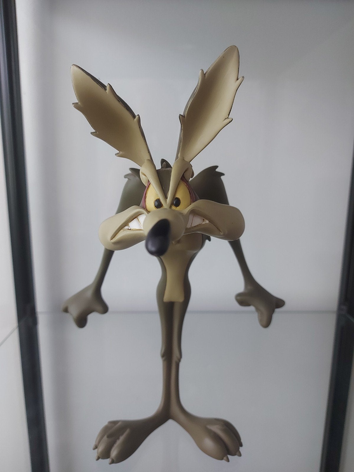 Wile E. Coyote Beeld Rutten Peter Mook Looney Tunes 26 cm, Verzamelen, Beelden en Beeldjes, Ophalen, Zo goed als nieuw