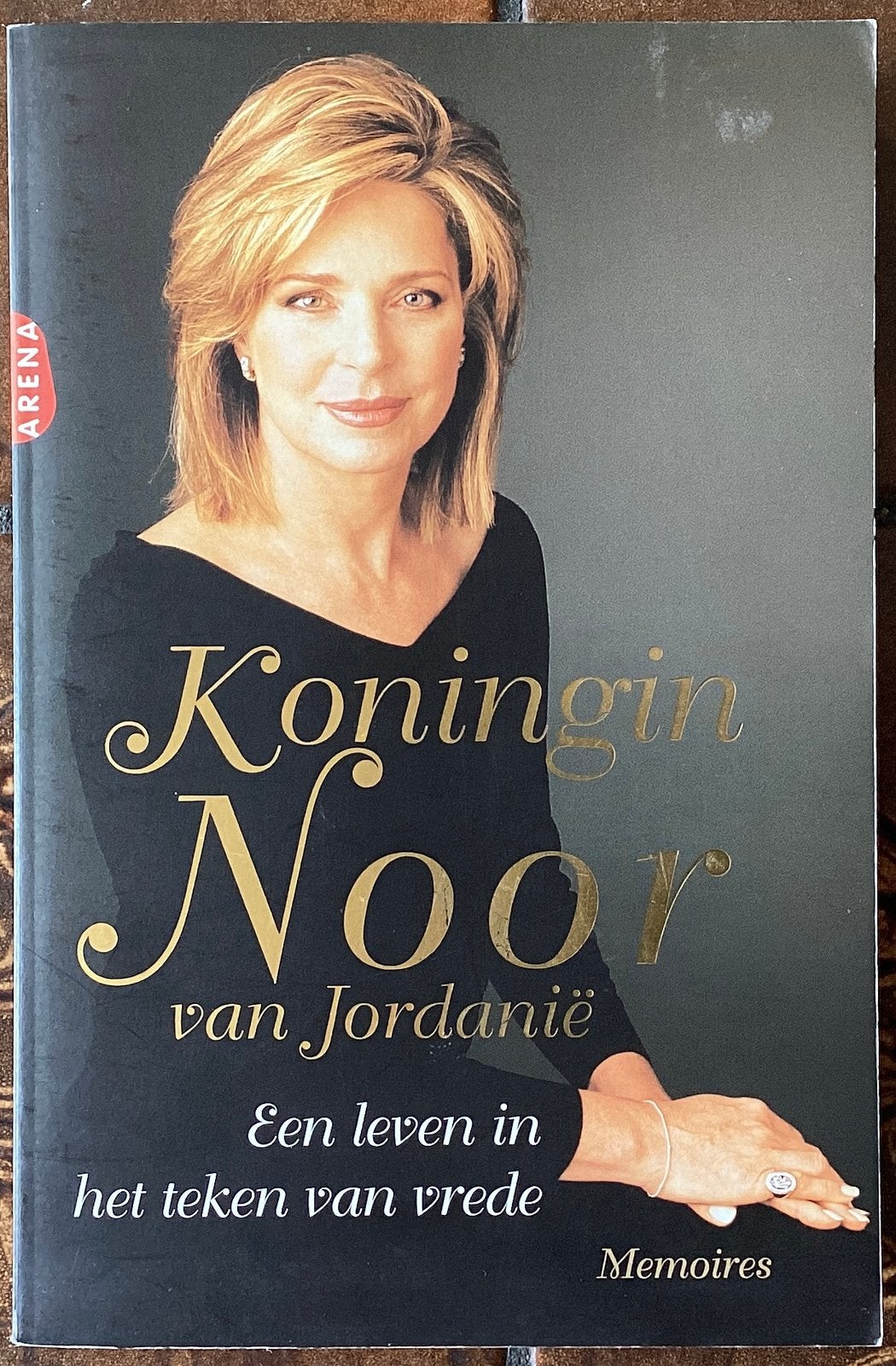 Koningin Noor van Jordanie, Boeken, Ophalen of Verzenden, Zo goed als nieuw, Overige