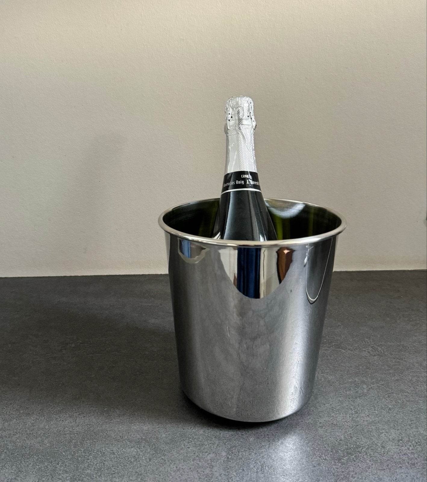 Te koop zeer stijlvolle champagnekoeler, Huis en Inrichting, Flessenkoeler, Ophalen of Verzenden, Metaal, Nieuw
