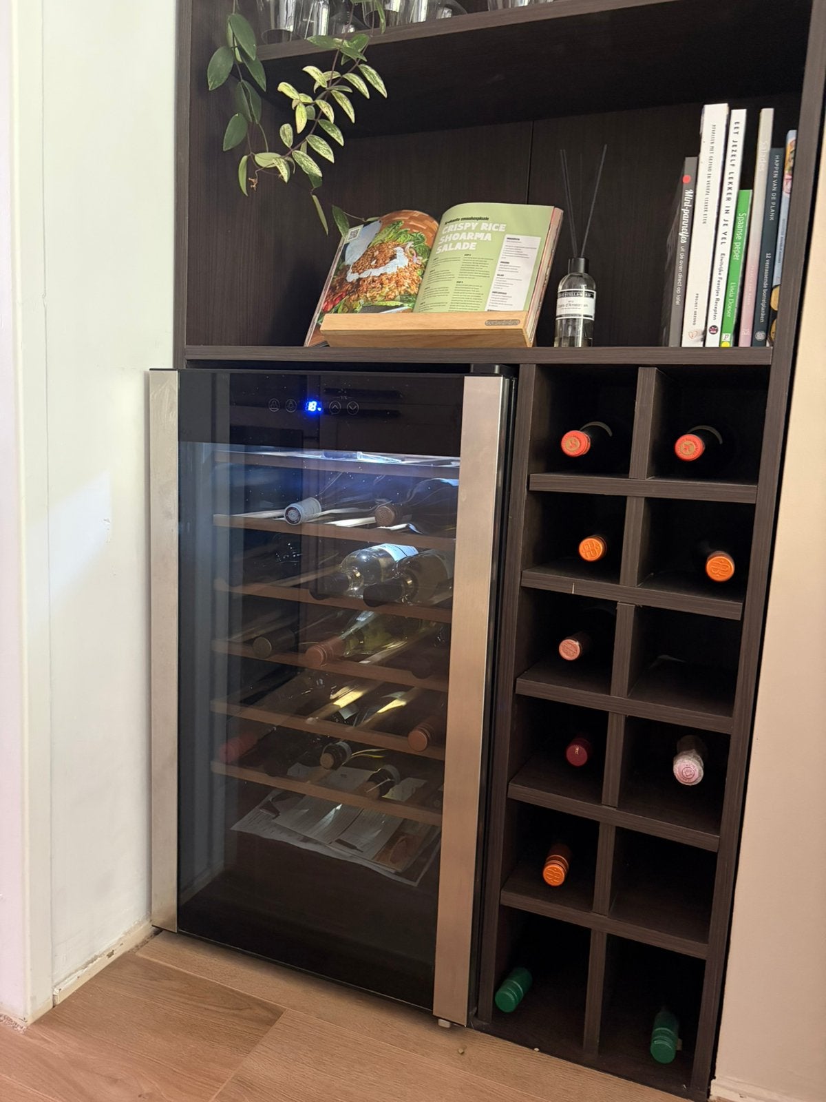 Wijnkoeler koelsysteem defect!, Huis en Inrichting, Woonaccessoires | Wijnrekken, Zo goed als nieuw, Hout, Ophalen