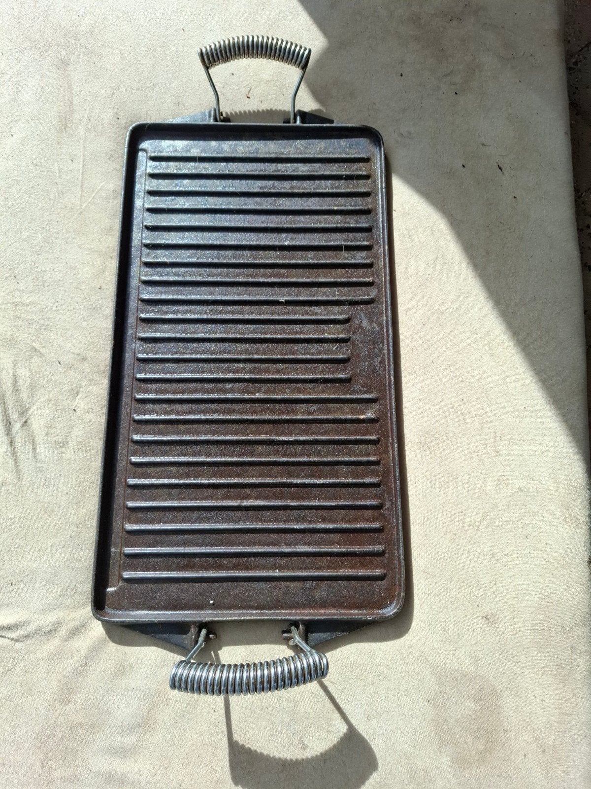 Gietijzeren grillplaat / bakplaat met handvatten, Gebruikt, Gietijzer, Overige typen, Geschikt voor barbecue