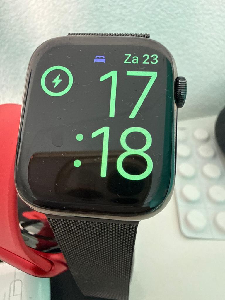 Apple Watch met Zwart Milanese Loop Bandje, Gebruikt, Hartslag, Zwart, IOS