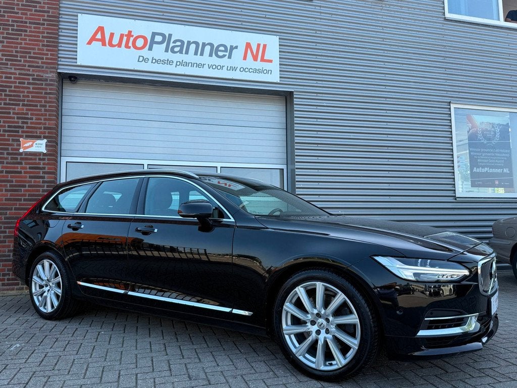 Volvo V90 2.0 T8 AWD Inscription! 360 Camera! Leder! Pano!, Automaat, 4 cilinders, 1969 cc, Zwart