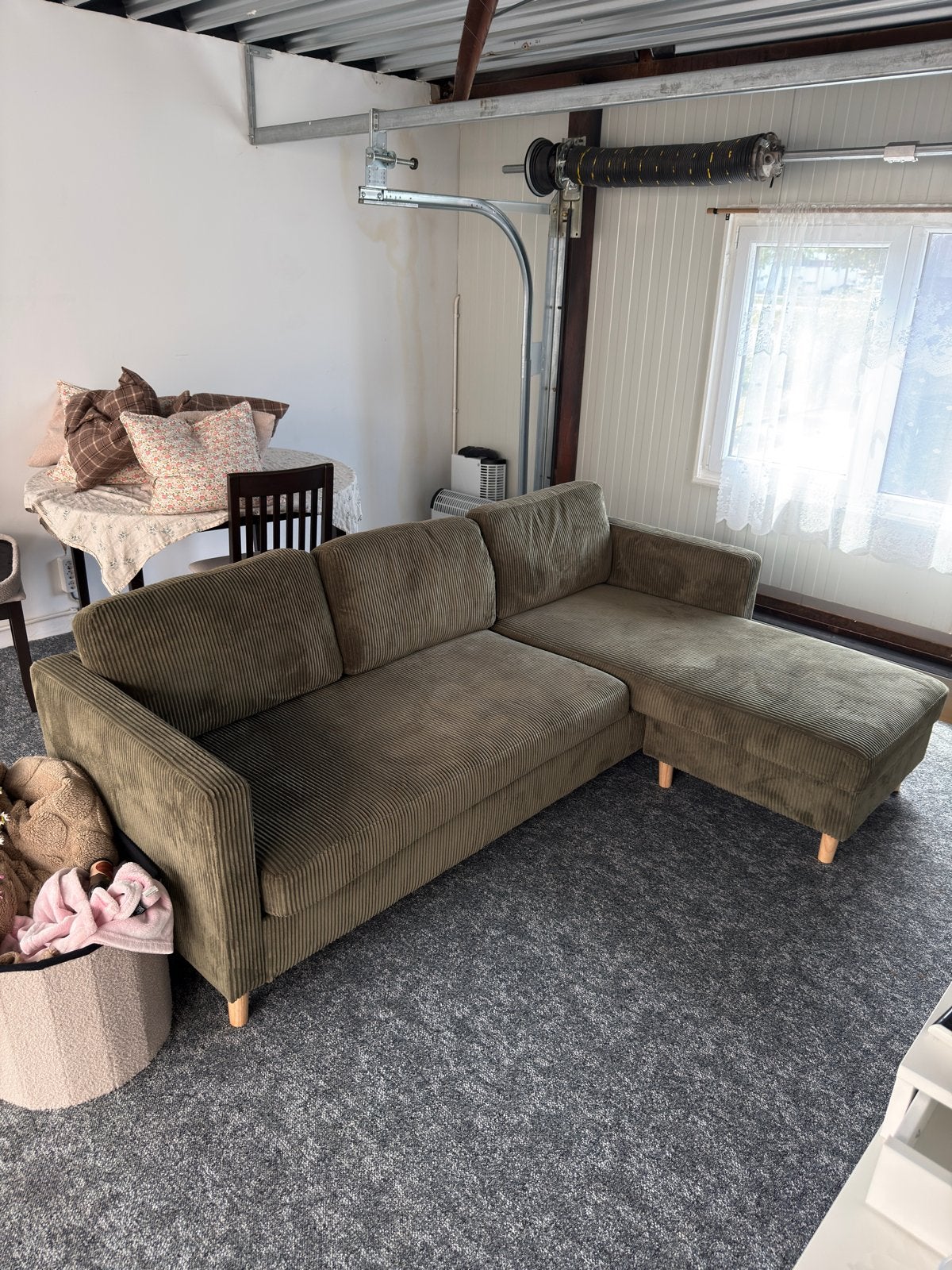 Hoekbank chaise longue olijfgroen corduroy JYSK, Huis en Inrichting, Ophalen, 125 tot 150 cm, Hoekbank, Driepersoons