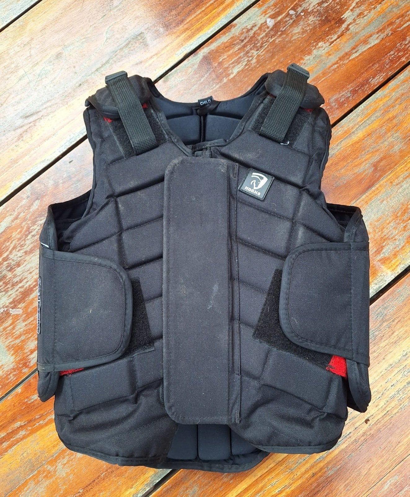 Te koop: goede bodyprotector (paardrijden) maat L kind, Ophalen, Kinderen, Horka, Zo goed als nieuw
