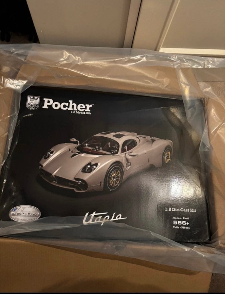 Pocher Pagani Utopia 1:8 Modelbouwkit - Nieuw in doos, Hobby en Vrije tijd, Modelauto's | 1:5 tot 1:12, Ophalen, Nieuw, 1:5 t/m 1:8